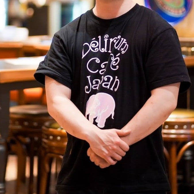 デリリウムカフェジャパン Tシャツ【黒/L】